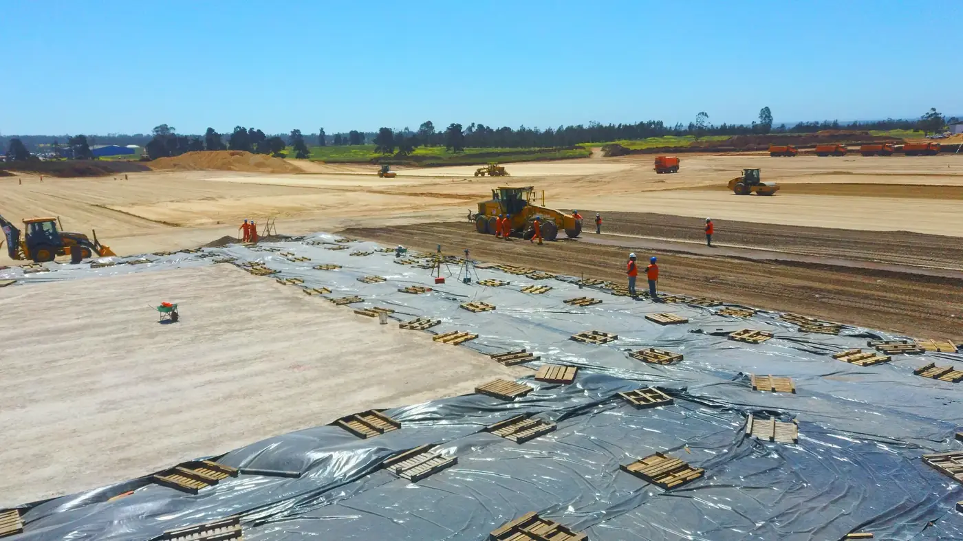 Construcción Pavimientos Etapa 4 MEDLOG SAI — fotografía 1