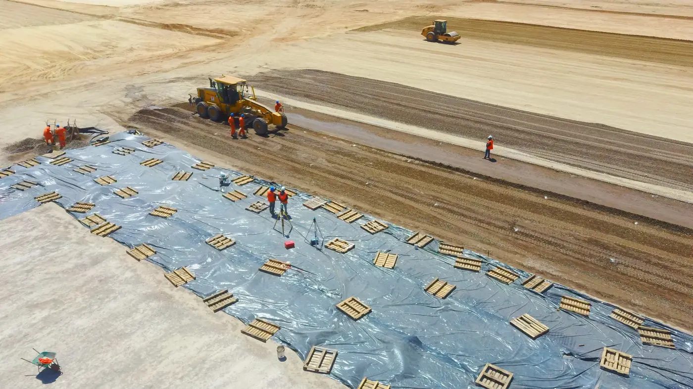 Construcción Pavimientos Etapa 4 MEDLOG SAI — fotografía 4