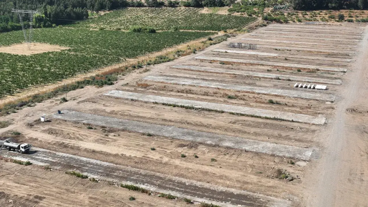 Demolición, grupos de crianza broiler Quisco, Quillayes y Arboleda — fotografía 1